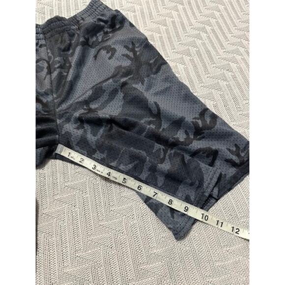 Gray camo athletic basketball shorts boys size XL - Picture 4 of 4